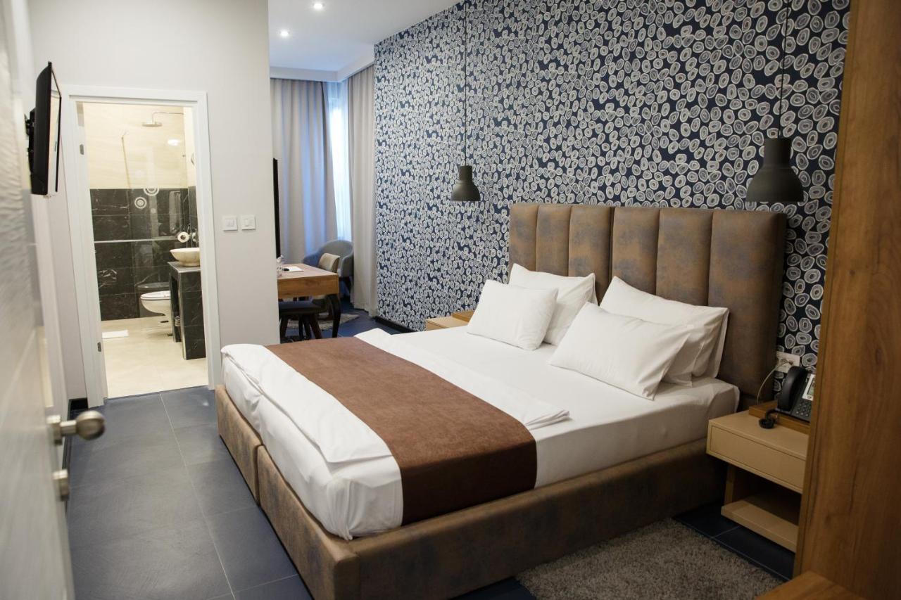 Hotel Crystal Light Nis Exterior foto