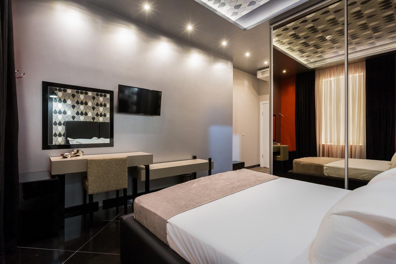 Hotel Crystal Light Nis Exterior foto