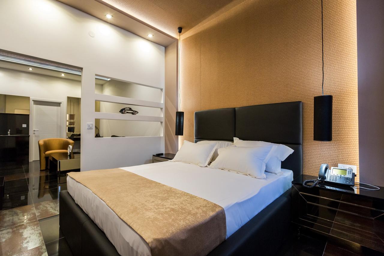 Hotel Crystal Light Nis Exterior foto