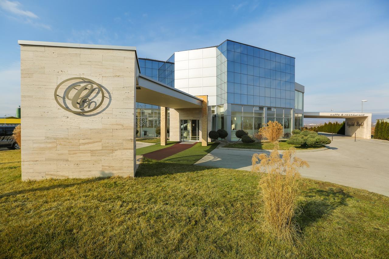 Hotel Crystal Light Nis Exterior foto